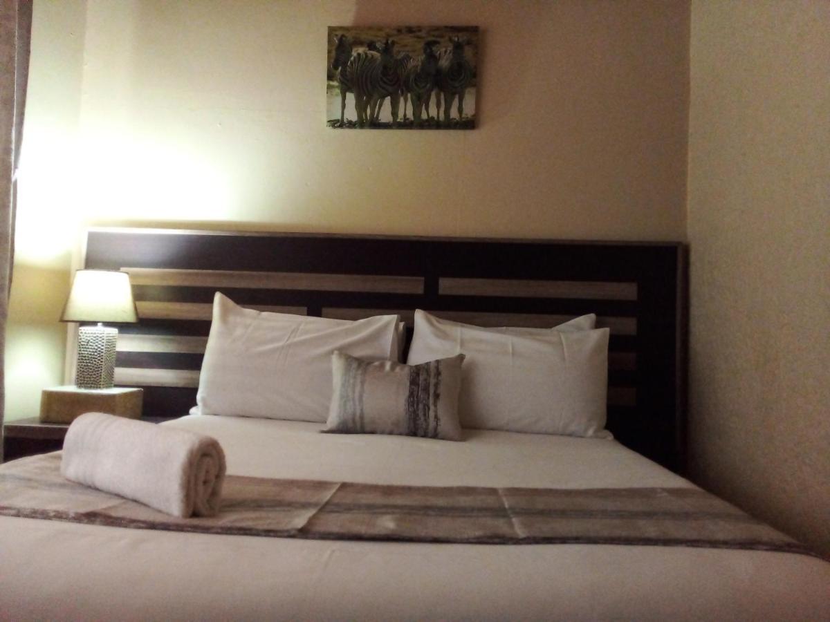 Acacia Guesthouse Kempton Park Exterior foto