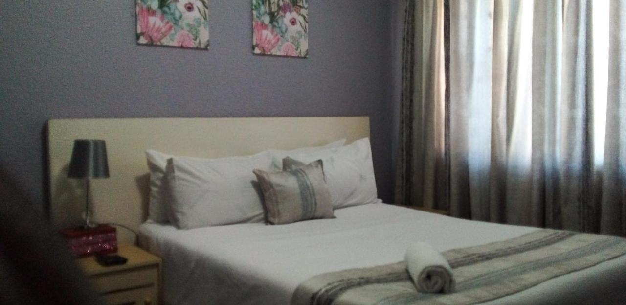 Acacia Guesthouse Kempton Park Exterior foto