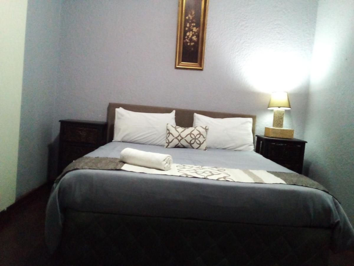Acacia Guesthouse Kempton Park Exterior foto